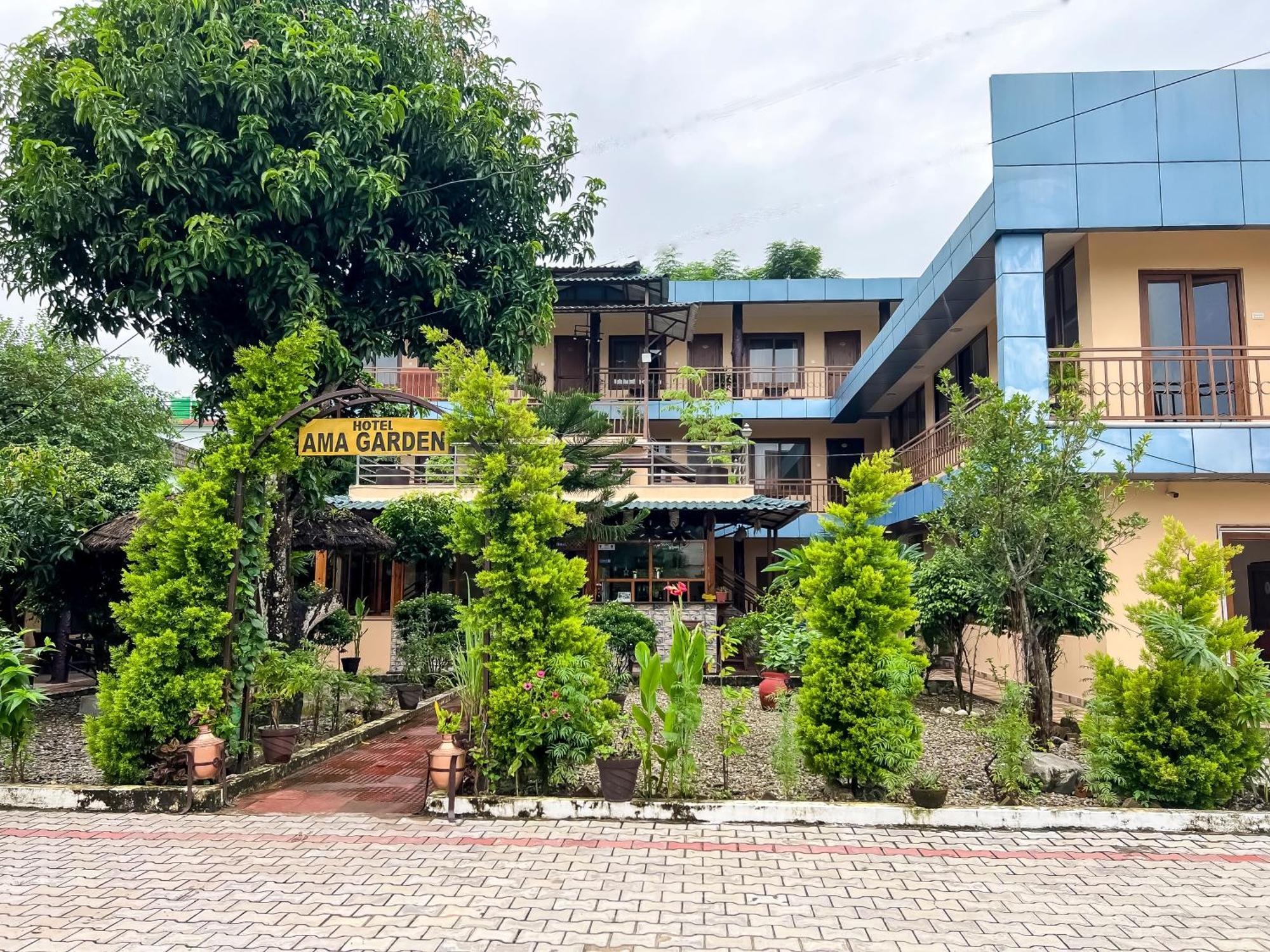 Ama Garden Sauraha Hotel Exterior foto