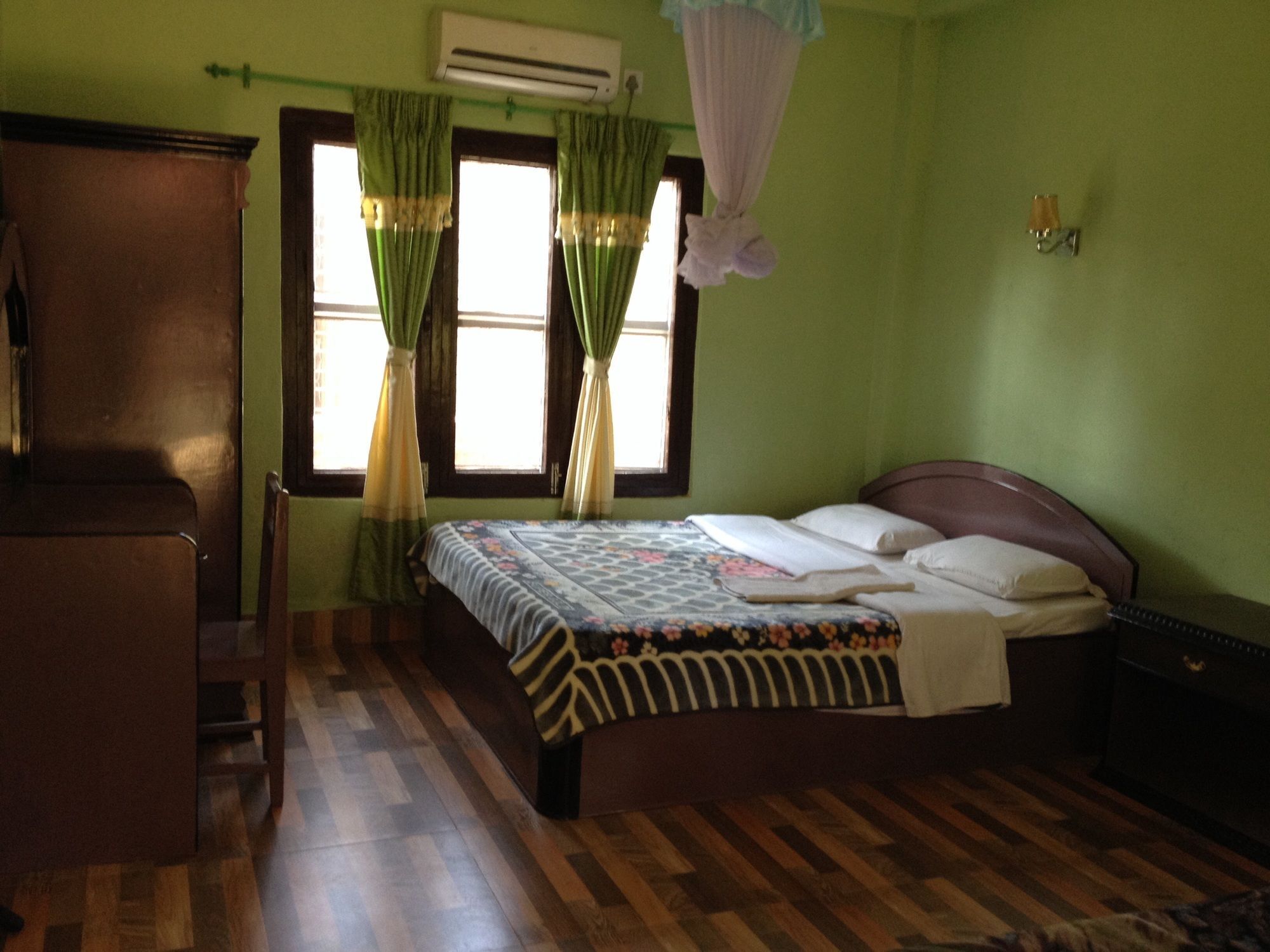 Ama Garden Sauraha Hotel Exterior foto